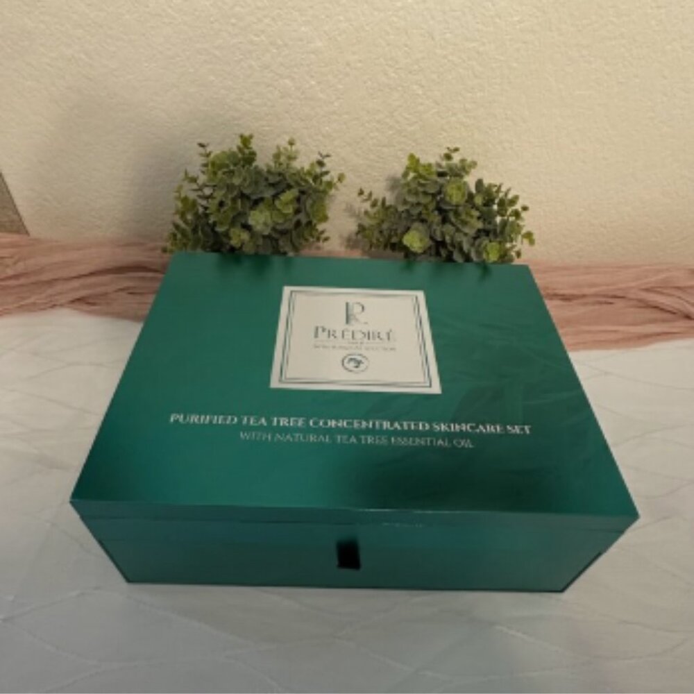 32 Piece Prédiré Paris Tea Tree Collection
